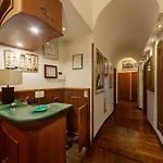 69 Manin Street De Luxe B&B